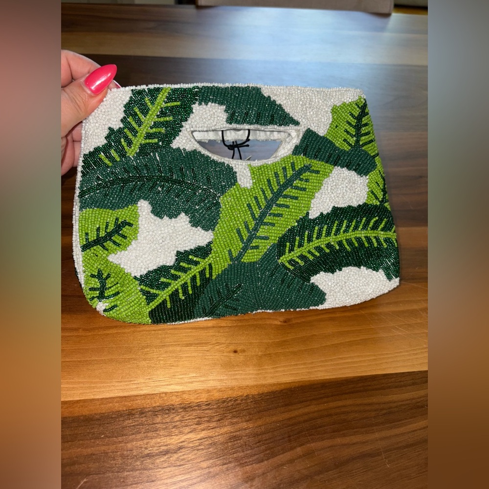 Sincerely Jules Green and White Beaded Clutch